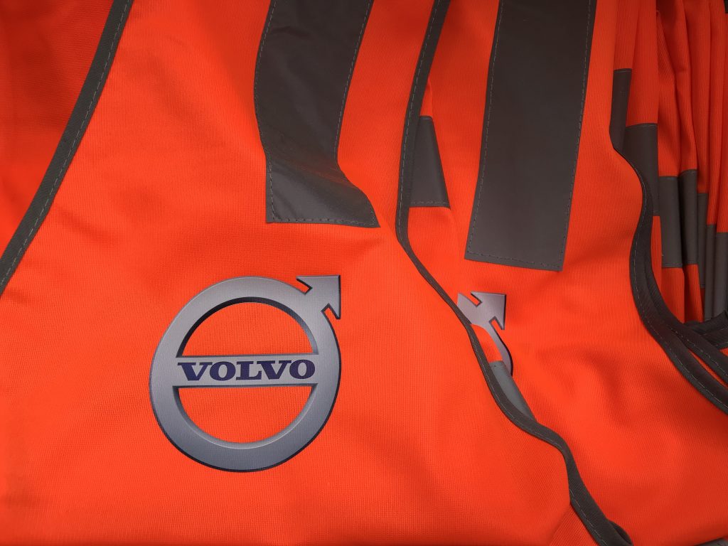 IMG 3934 | Banana Productions | Melbourne Digital Printing And Embroidery for Uniform Workwear Sportswear Specialist